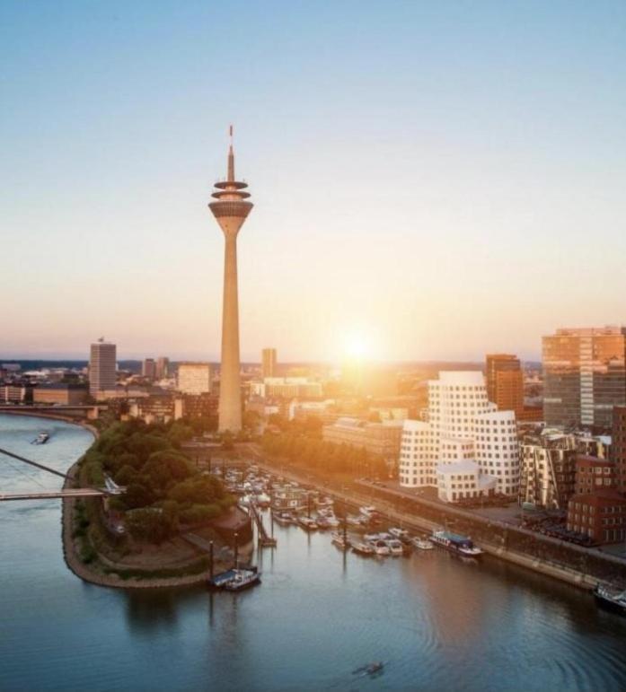 Max Hotel Duesseldorf Self-Check-In Dış mekan fotoğraf